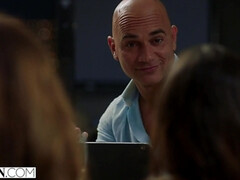 デカパイ, フェラチオ, 茶髪の, 顔面騎乗, 顔射, なめる, 馬乗り, 三人