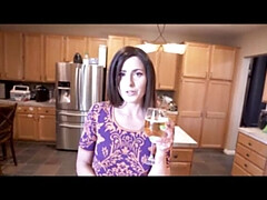 Geile alte tussi, Handjob, Mutti, Sohn, Sich ausziehen, Scherzbold, Hure, Ehefrau