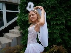 お尻, ブロンド, フェラチオ, 口内発射, フェティッシュ, なめる, ストッキング, おもちゃ