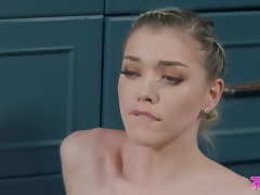 69 negenenzestig, Kont, Grote kont, Zwart, Reusachtig, Likken, Buiten, Tatoeage