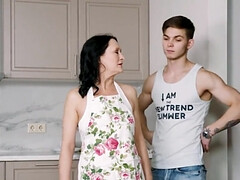 18 jahre, Grosse titten, Blasen, Dildo, Hd, Muschi, Schlaffe titten, Spielzeuge