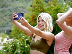 Good blondes Serene Siren and Jazlyn Ray are enjoying lesbian sex