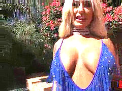 アナル, フェラチオ, タトゥー