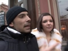 Amateur, Nana, Brunette brune, Mignonne, Faciale, Seins naturels, Russe, Nénés