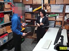 Coulisses, Sucer une bite, En levrette, Hard, Mexicainne, Police, Punition, Rugueux