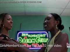 Schwarz, Braunhaarige, Schwarz, Hd, Lingerie, Höschen, Titten, Unter dem rock