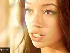 Negro, Mamada, Morena, Penetracion con dedos, Peludo, Besar, Lamidas, Tatuaje