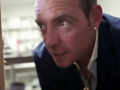 Luna Rival girl a gift in the box sucks cock and has anal sex