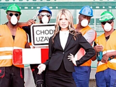 In den arsch, Schwarz, Blasen, Doppelpenetration, Interrassisch, Dürr, Strümpfe, Jungendliche (18+)