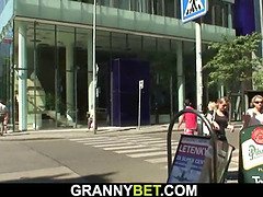 Blonde, Plantureuse, Mamie, Énorme, Mature, Seins naturels, Chatte, Nénés