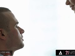 Blondine, Blasen, Sperma im mund, Spermaladung, Kehlenfick, Aufs gesicht abspritzen, Reiten, Jungendliche (18+)