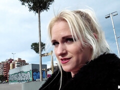 Américain, Nana, Blonde, Italienne, Seins naturels, Petite femme, Piercing, Réalité