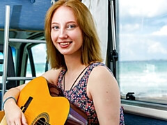 18 jahre, Leie, Grosser arsch, Grosse titten, Fingern, Dürr, Entkleiden, Jungendliche (18+)