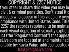 Красотки, Большие сиськи, Блондинки, Брюнетки, Пальцем, Поцелуи, Мастурбация, Милф