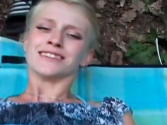 Amateur, Sucer une bite, Fétiche, Branlette thaïlandaise, Branlette thaïlandaise, De plein air, Russe, Adolescente