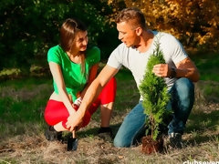 Cul, Sucer une bite, Brunette brune, En levrette, Branlette thaïlandaise, Rasée, Dénudage, Nénés