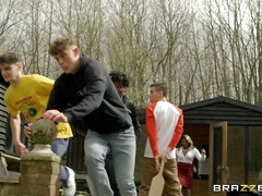 Nana, Gros cul, Grosse bite, Sucer une bite, Hd, Mère que j'aimerais baiser, Bureau, Réalité