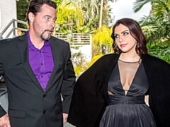 In den arsch, Braunhaarige, Doppelpenetration, Behaart, Mann mann frau, Entkleiden, Jungendliche (18+), Flotter dreier