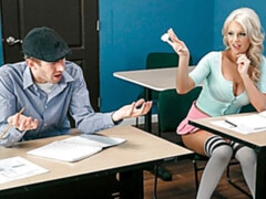 Culo grande, Rubia, Mamada, Besar, Madres para coger, Coño, Medias largas, Tetas