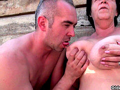 Belle grosse femme bgf, Rondelette, Femme couguar, Mature, De plein air