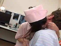 Asiatique, Gros seins, Sucer une bite, Éjaculation interne, Hd, Japonaise, Nue, Criant