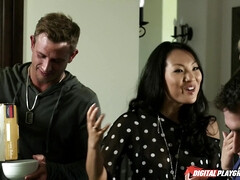 Arsch, Tussi, Grosser schwanz, Grosse titten, Aufs gesicht abspritzen, Im freien, Muschi, Titten