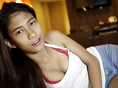 18 jaar, Lieveling, Schattig, Harig, Kut duiken, Thais, Strak, Tieten likken