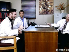 Anaal, Blond, Arts, Hardcore, Moeder die ik wil neuken, Tatoeage, Trio, Uniformpje