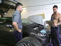 Grosse bite, Papa, Poilue, Machine à baiser, Tatouage, Jouets