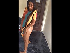 Hot Congolese babe cheats on her simple small dick boyfriend