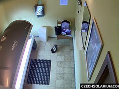 Черные, Брюнетки, На публике, Реалити, Бритые, Тощие, Сиськи, Подглядывание