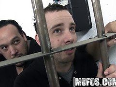 Sucer une bite, Femme couguar, Tir de sperme, Branlette thaïlandaise, Mère que j'aimerais baiser, Maman, Pov, Criant