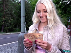 Rubia, Mamada, Checa, Europeo, Tetas naturales, Al aire libre, Público, Tetas