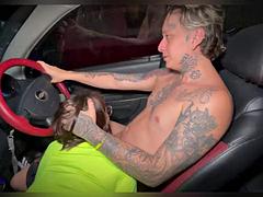 Leie, Tussi, Grosser schwanz, Blasen, Hardcore, Latina, Reiten, Tätowierung