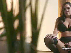 Femme au foyer, Lingerie