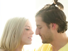 Semen en la boca, Pies, Penetracion con dedos, Masaje, Tetas naturales, Piscina, Coño, Tímido