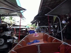 Amateur, Cul, Blonde, Petite amie, Lunettes, Petite femme, Pov, Chatte