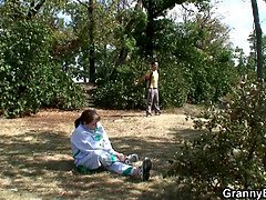 フェラチオ, 茶髪の, エロ熟女, イマラチオ, 熟年, 淫乱熟女, 母, 義母
