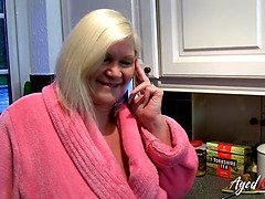 Blonde, Femme couguar, Hard, Hd, Mature, Mère que j'aimerais baiser, Chatte, Nénés