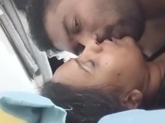 カップル, ディルド, 毛深い, 自家製, インド人, キス, オーガズム, 締まりの良い