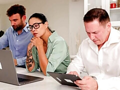 アジア人, デカ尻, デカチン, デカパイ, フェラチオ, 茶髪の, バック, ダブル開発