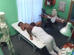 Enthousiasteling, Pijpbeurt, Arts, Hondjeshouding, Likken, Kantoor, Kut duiken, Uniformpje