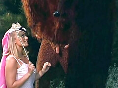 Culo grande, Verga grande, Tetas grandes, Mamada, Estilo perrito, Doble penetracion, Flaco, Adolescente