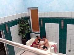 Mamada, Cornudo, Checa, Dinero, Piscina, Pov, Hijo, Adolescente