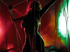 Gros cul, Grosse bite, Gros seins, Sucer une bite, En levrette, Double pénétration, Mère que j'aimerais baiser