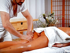 デカ尻, デカチン, フェラチオ, 茶髪の, バック, マッサージ, 自然山雀, ティーン