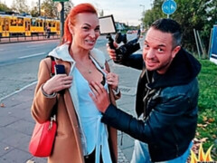 Verga grande, Tetas grandes, Mamada, Estilo perrito, Al aire libre, Pelirrojo, Tímido, Flaco