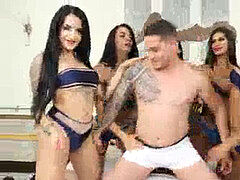 Anal, Sucer une bite, Partouze, Orgie, Transsexuelle