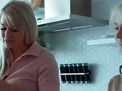 デカパイ, ブロンド, ディルド, Hd, レズビアン, 熟年, 淫乱熟女, 母