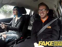 Amateur, Anal, Cul, Gros seins, Voiture, Lunettes, Hard, Réalité